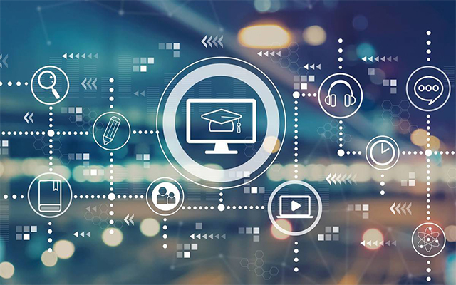 国产教育录播一体机，支持多功能应用解决方案