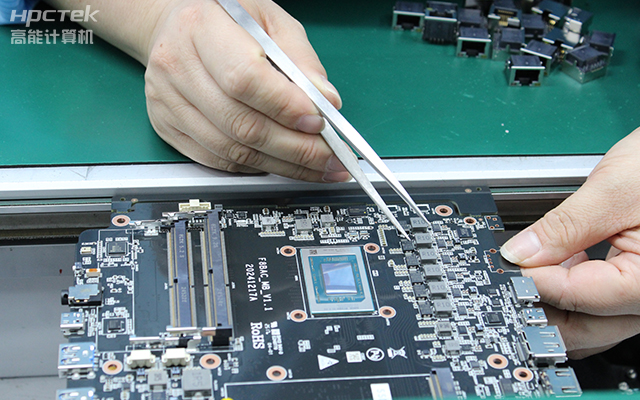 【工控科普】一片主板可以有多少路CPU？(图1)