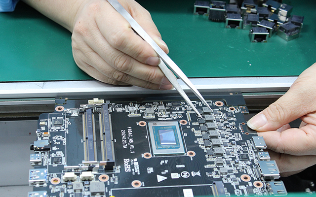 【工控科普】一片主板可以有多少路CPU？